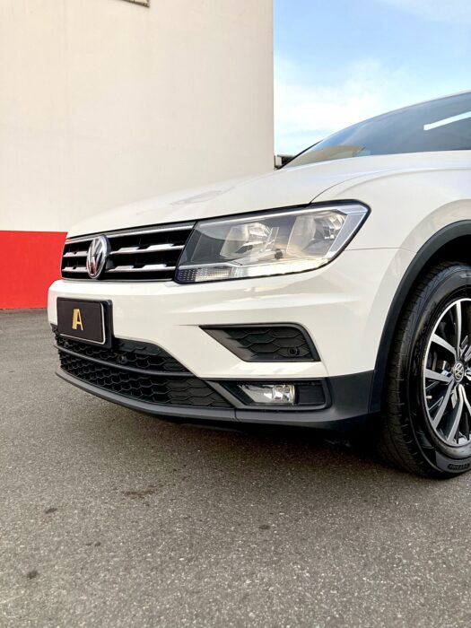 VOLKSWAGEN TIGUAN 2018 completo