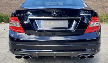 MERCEDES-BENZ C 63 2009 completo