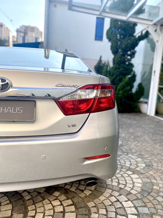 TOYOTA Camry 2013 completo