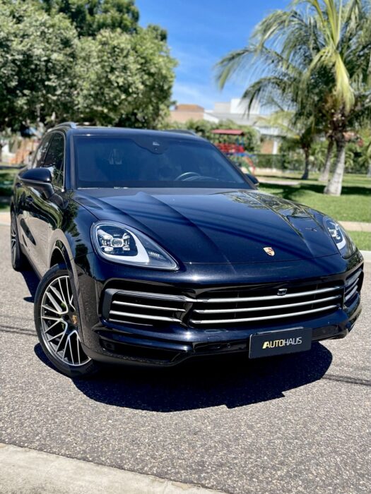 PORSCHE CAYENNE 2020 completo