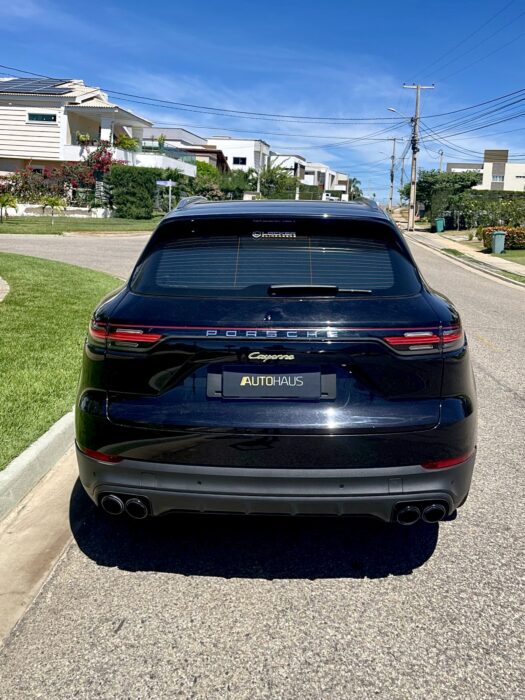 PORSCHE CAYENNE 2020 completo