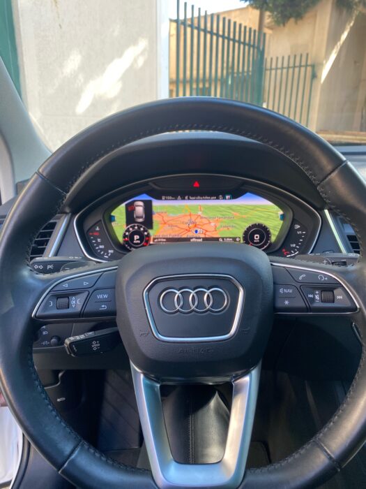 AUDI Q5 2020 completo