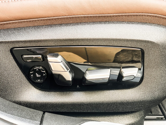 BMW 745LE 2022 completo