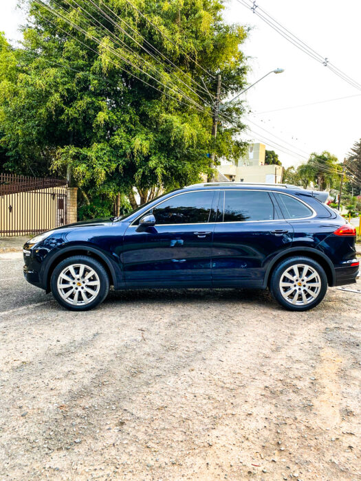 PORSCHE CAYENNE 2016 completo