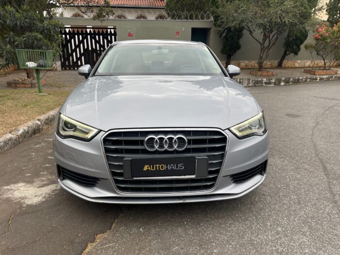 AUDI A3 2016 completo