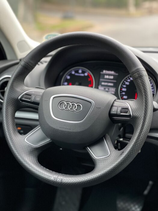 AUDI A3 2016 completo