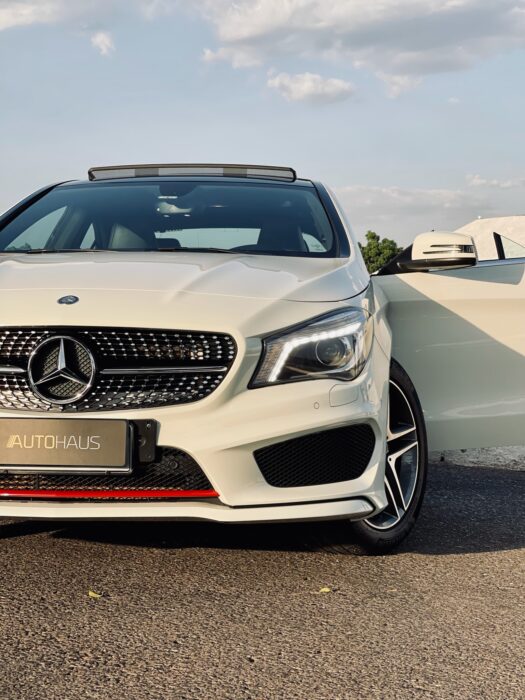 MERCEDES-BENZ CLA 250 2015 completo