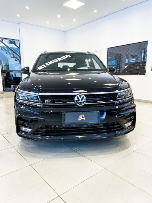 VOLKSWAGEN TIGUAN 2021 completo