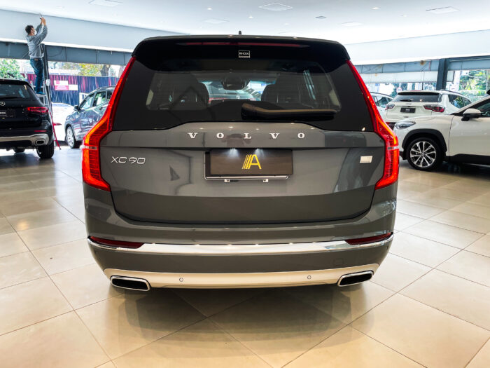 VOLVO XC90 2021 completo