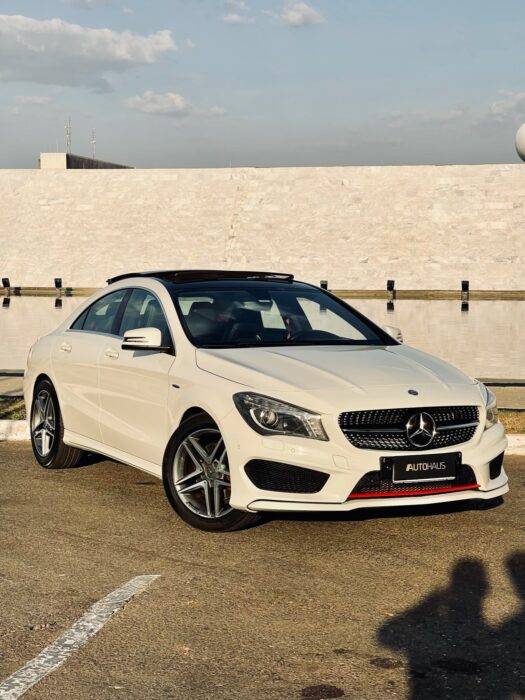 MERCEDES-BENZ CLA 250 2015 completo