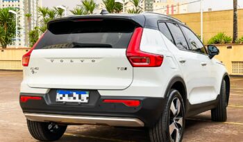 VOLVO XC40 2019 completo