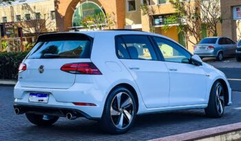 VOLKSWAGEN GOLF 2019 completo