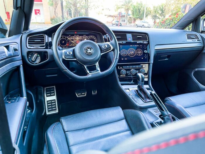 VOLKSWAGEN GOLF 2019 completo