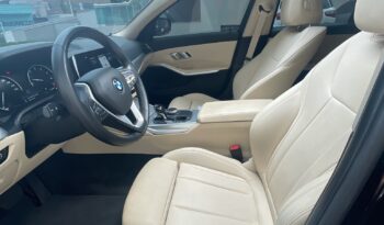 BMW 330 2020 completo