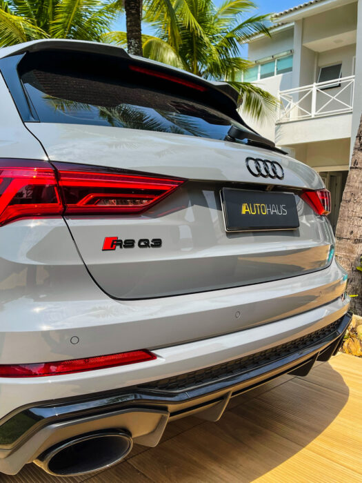 AUDI RS Q3 2021 completo