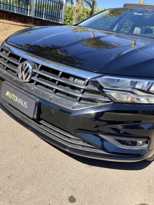 VOLKSWAGEN JETTA 2018 completo