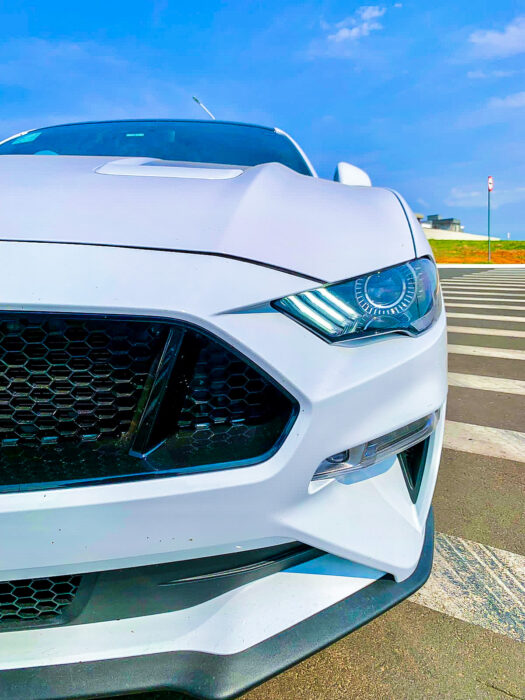 FORD Mustang 2020 completo