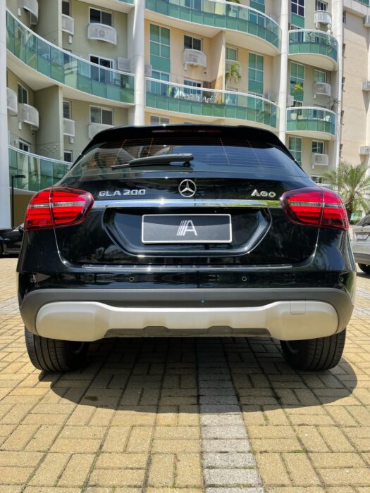 MERCEDES-BENZ GLA 200 2020 completo