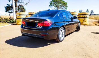 BMW 320i 2017 completo