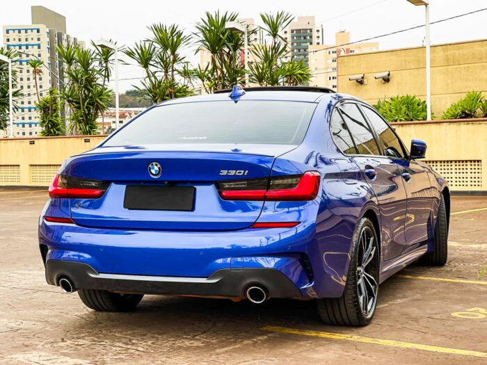 BMW 330 2019 completo