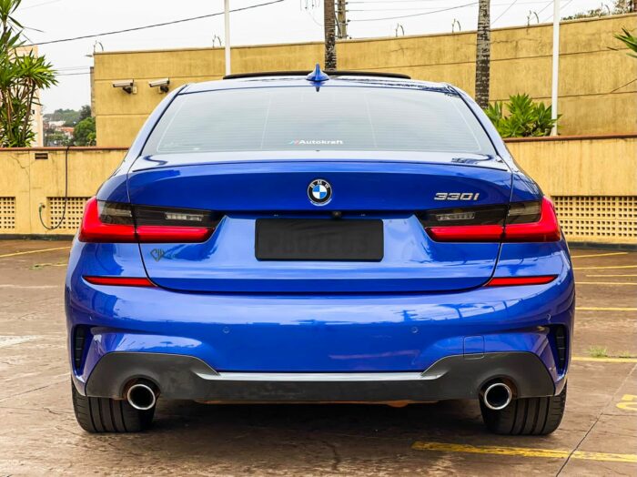 BMW 330 2019 completo