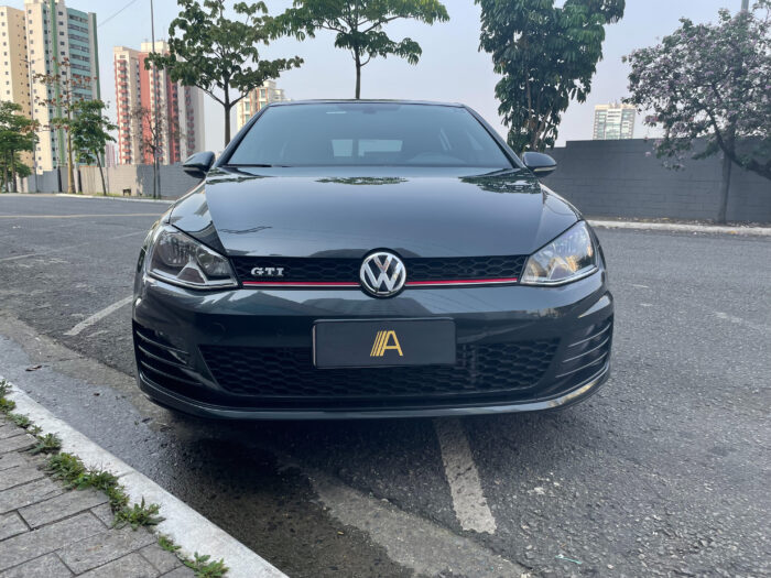 VOLKSWAGEN GOLF 2017 completo