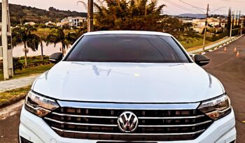 VOLKSWAGEN JETTA 2018 completo