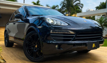 PORSCHE CAYENNE 2012 completo