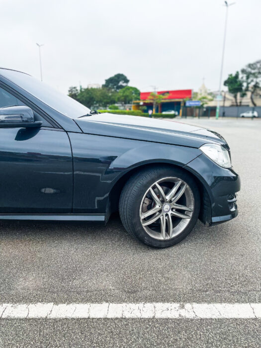 MERCEDES-BENZ C180 2013 completo