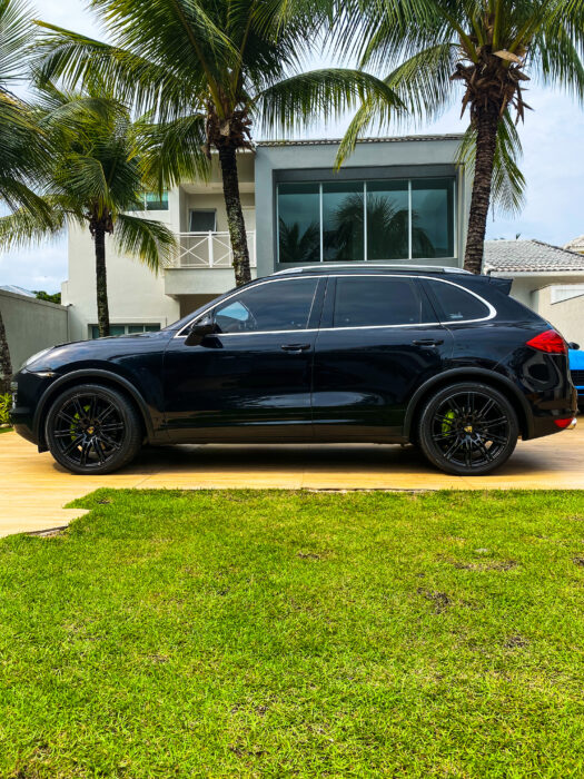 PORSCHE CAYENNE 2012 completo