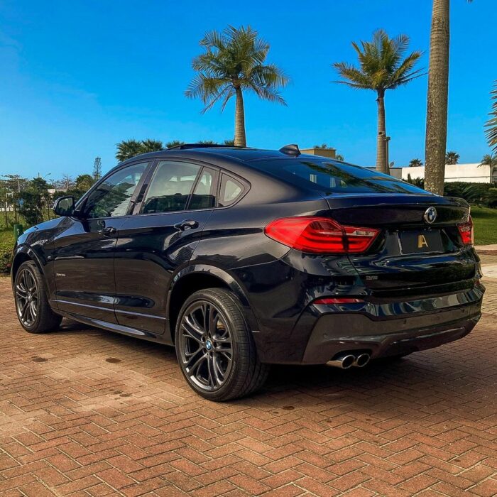 BMW X4 2015 completo