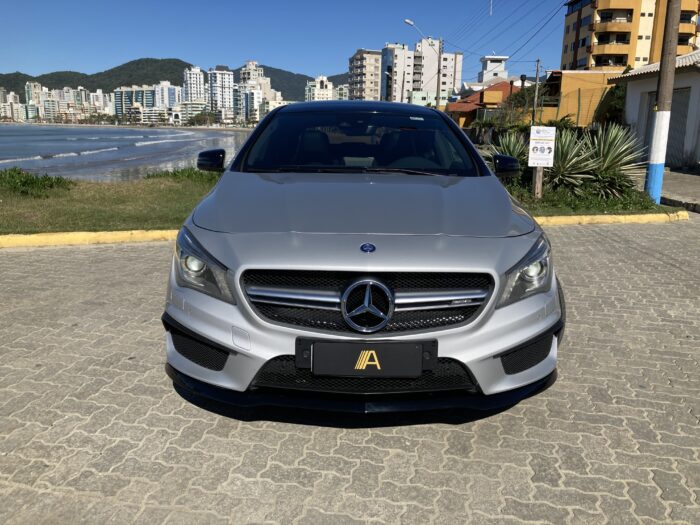 MERCEDES-BENZ CLASSE CLA 2015 completo