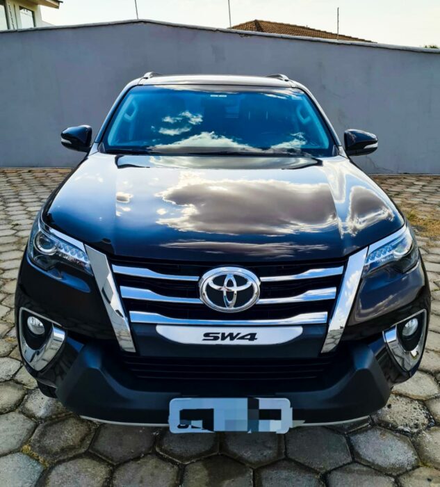 TOYOTA HILUX SW4 2016 completo