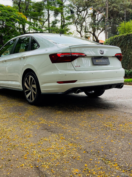 VOLKSWAGEN JETTA 2019 completo