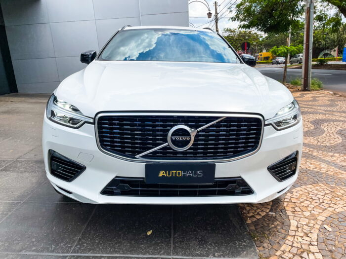 VOLVO XC60 2020 completo