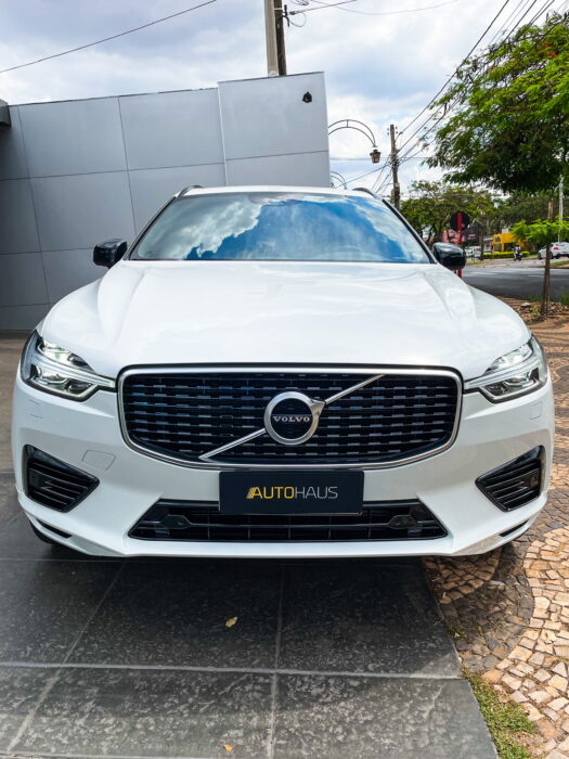 VOLVO XC60 2020 completo