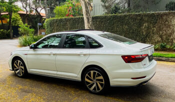 VOLKSWAGEN JETTA 2019 completo