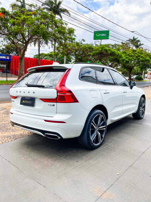 VOLVO XC60 2020 completo