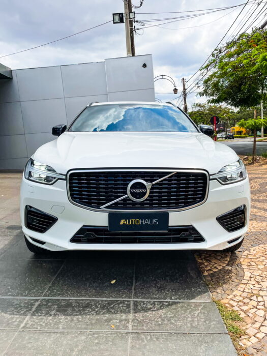 VOLVO XC60 2020 completo