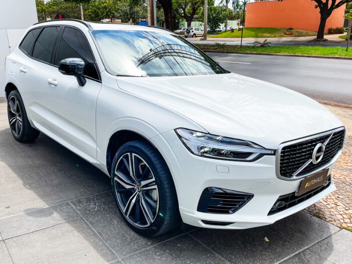 VOLVO XC60 2020 completo