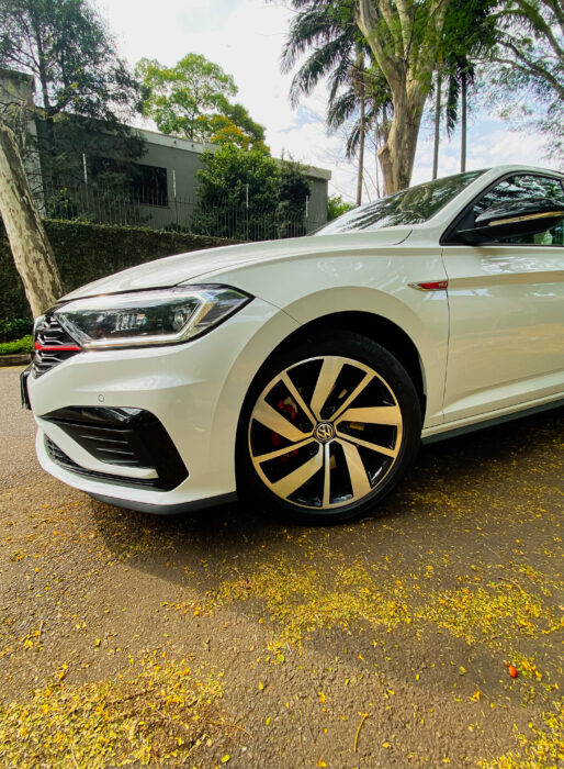 VOLKSWAGEN JETTA 2019 completo