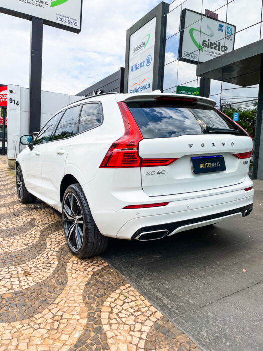 VOLVO XC60 2020 completo