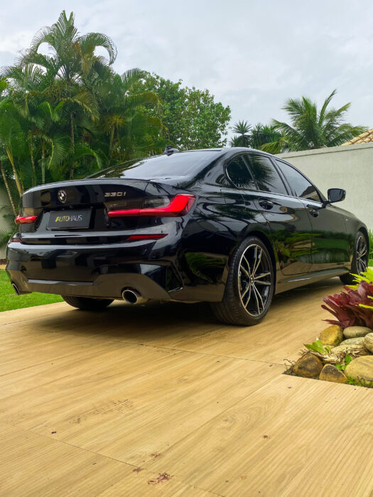 BMW 330i 2020 completo