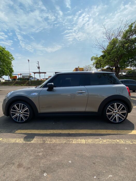 MINI COOPER 2020 completo