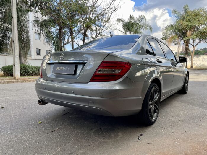 MERCEDES-BENZ C180 2012 completo