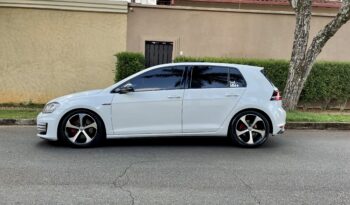 VOLKSWAGEN GOLF 2015 completo