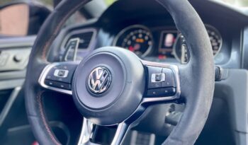 VOLKSWAGEN GOLF 2015 completo