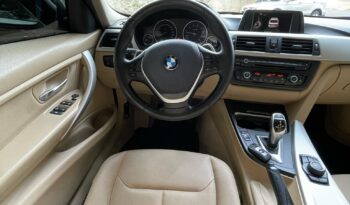 BMW 320i 2015 completo