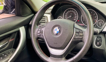 BMW 328i 2013 completo