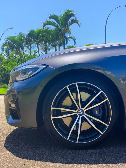 BMW 330i 2020 completo